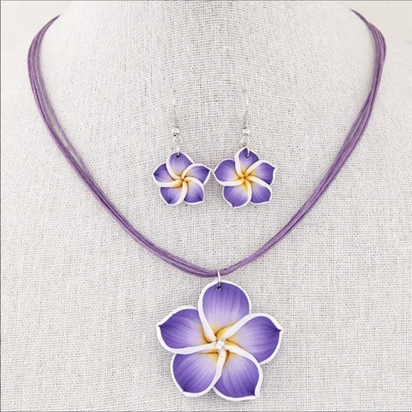 Jewelry - Tropical Necklace & Earrings🌸